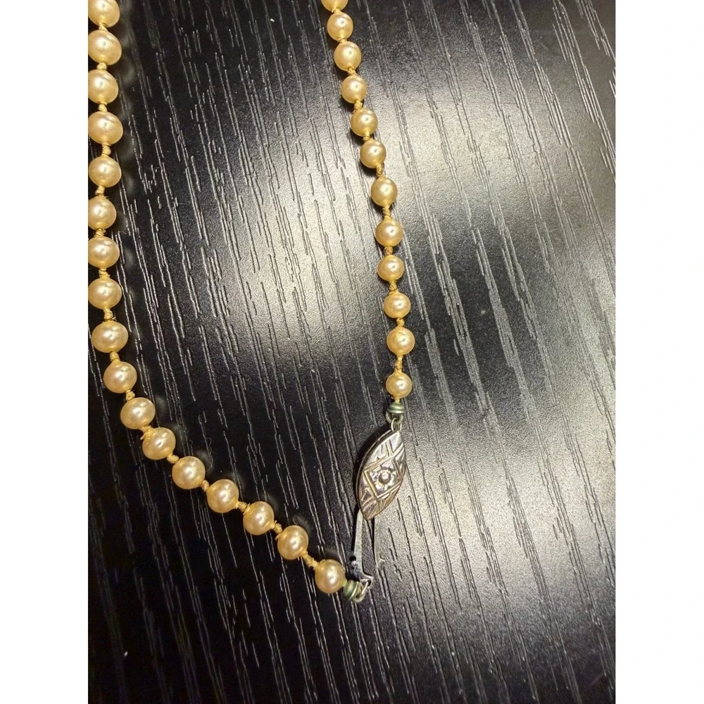 Vintage Graduated Faux Pearl Necklace 10k Gold Clasp Cream Hand Knotted 19.5in